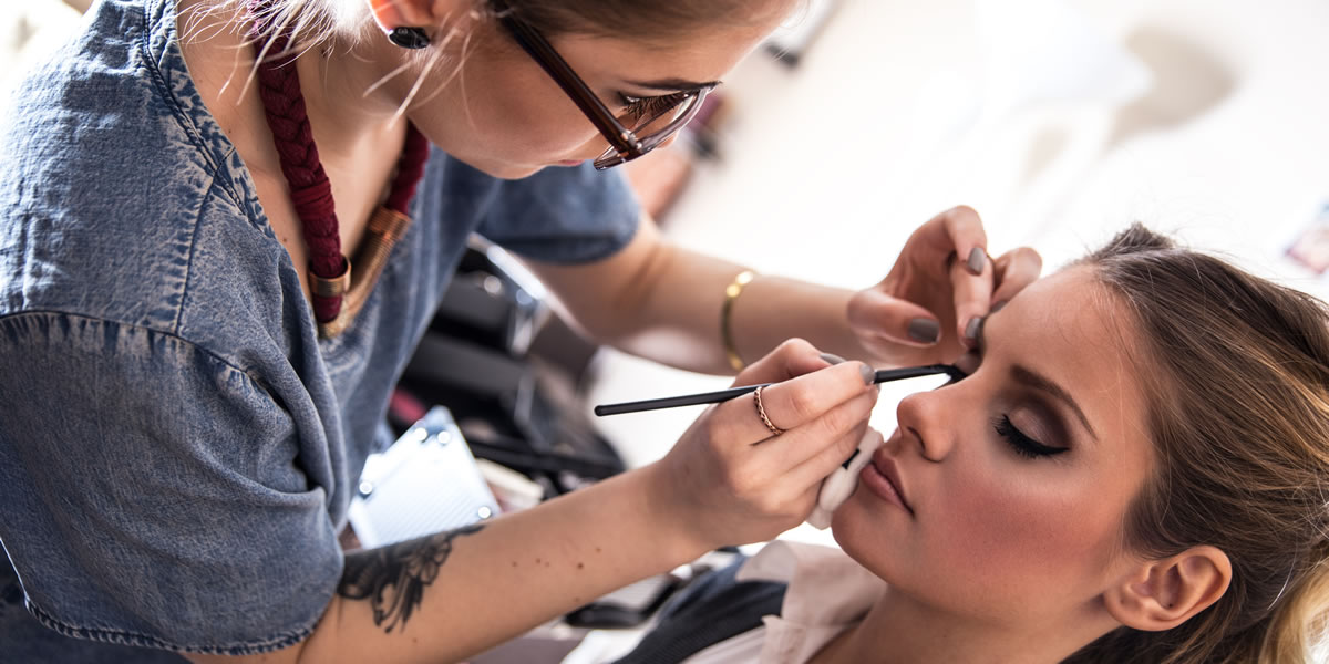 Curso Maquiagem Profissional em Cerquilho